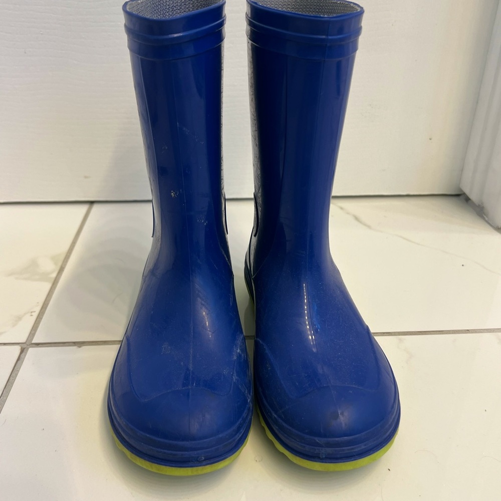 Kids rain boots